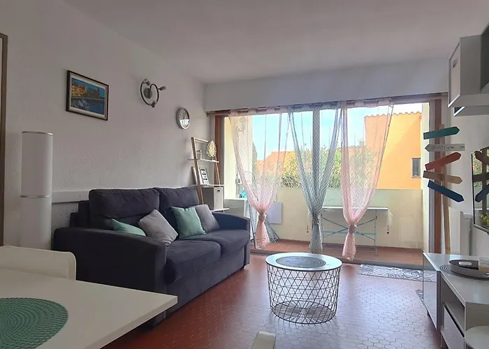 T2 Avec Terrasse Et Parking Privé Près De La - Fr-1-309-385 *
