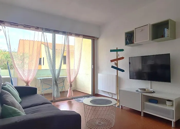 T2 Avec Terrasse Et Parking Prive Pres De La - Fr-1-309-385 Lägenhet